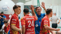 Przed zespołem trenera Zbigniewa Markuszewskiego spotkanie w Łodzi