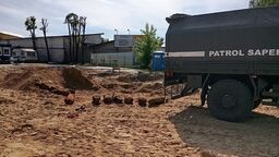 Największe ważą pół tony. Saperzy jeszcze wrócą po bomby 