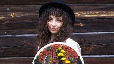 Noc Kultury 2024. Praca z tkaniną, liniami i światłem