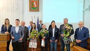 Sportowcy z nagrodami od prezydenta. Oprócz gratulacji jest spora kasa 