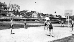 Tak spędzano wakacje przed laty