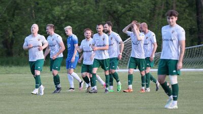 Piłkarze Tarasoli Cisy Nałęczów wciąż są w grze o awans do IV ligi