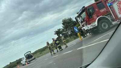 Dorohucza: Zderzenie samochodu osobowego z motocyklem