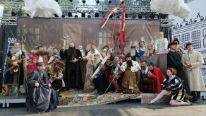 Przed pięcioma laty, na 450 lecie Unii Lubelskiej lublinianie utworzyli żywy obraz Unia Lubelska Jana Matejki