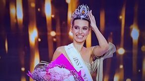 Wszystkie piękne, ale nasza najpiękniejsza - komentują żywo nasi Czytelnicy, zapraszamy na nasz profil na Facebooku - Wspaniała, naturalna uroda