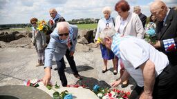 "Ci ludzie przeżyli piekło". Przypomnieli o ofiarach niemieckiego obozu na Majdanku