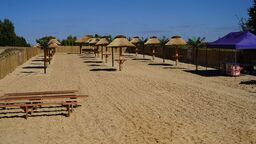 Plaża w Kulikowie (gm. Sułów) jest położona nad nieliskim zalewem