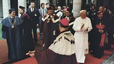 Lublin z nadzieją i wielkim entuzjazmem czekał na tę wizytę. Profesorowie KUL wspominają pielgrzymkę Jana Pawła II 