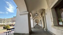 Podcienia kamienic przy ul. Staszica w Zamościu