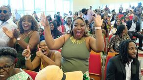 Dyplomy rozdane. Było energicznie i żywiołowo