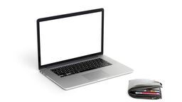 Oszust nabrał 100 osób na internetowych zakupach