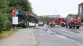 Lublin: Autobus uderzył w przystanek. Są poszkodowani 