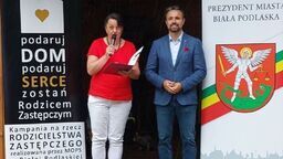 Ewa Borkowska i prezydent Michał Litwiniuk