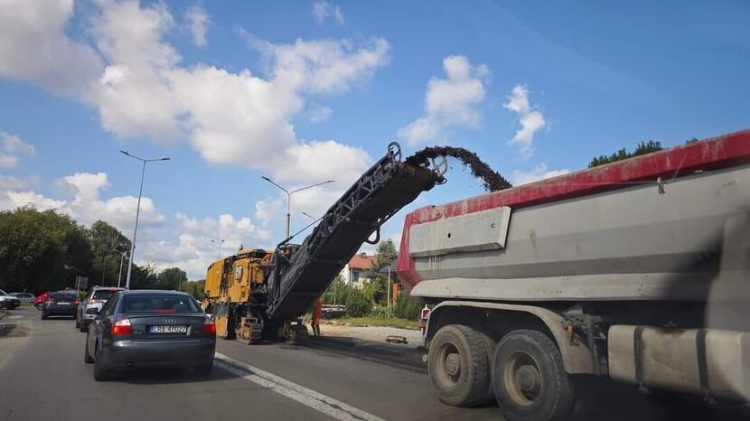 Na ulicy Wyszyńskiego w Radzyniu Podlaskim trwa właśnie remont 