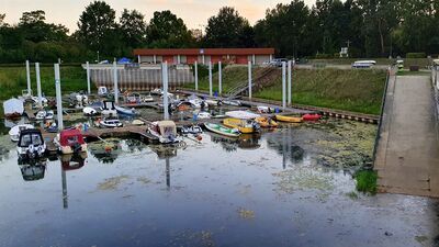 Woda w porcie zielona, kanał zamulony. Potrzeba zmian