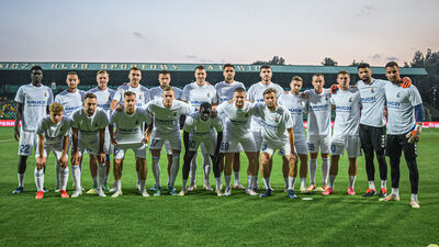 Przed pierwszym gwizdkiem piłkarze Motoru wyszli na boisko w specjalnych koszulkach, aby wesprzeć kontuzjowanego Kamila Kruka