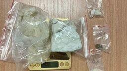 Policjanci odnaleźli również duże ilości narkotyków w mieszkaniu zatrzymanego mężczyzny