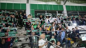 Sejmikowy debiutant prosi o wsparcie klubu piłkarskiego. Marszałek wskazuje procedurę 