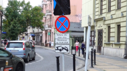 Dodatkowo nieczynne są miejsca postojowe w Strefie Płatnego Parkowania