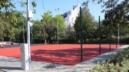 Długo na to czekali. Budowa boisk przy SP nr 3 coraz bliżej finiszu