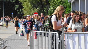 Pierwszy dzień targów VIVELO na długo pozostanie w pamięci nie tylko z powodu letniego upału, ale przede wszystkim dzięki ogromnym emocjom, które zapewnili uczestnikom organizatorzy wydarzenia.