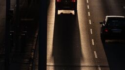 Utrudnienia na Czechowskiej i Lubomelskiej. Nocą będą wylewać asfalt