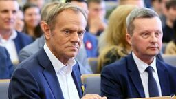 Donald Tusk zniesie prawo do azylu? Liczba wniosków o ochronę rośnie lawinowo
