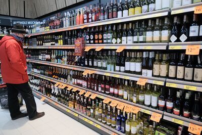 Alkohol na stacjach benzynowych? Po godzinie 22 raczej nie