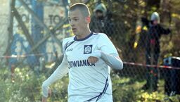 Piłkarze KS Cisowianka Drzewce umocnili swoją pozycję w czubie ligowej tabeli