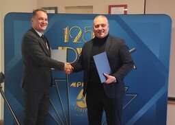 Prezes MPWiK Artur Szymczyk i mer miasta Równe 