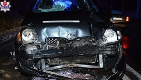 Siedemdziesięciolatka jechała "na zderzaku" busa. Nie zdążyła wyhamować