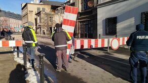 Katastrofa budowlana przy Bernardyńskiej. Kiedy otworzą ulicę dla ruchu? 