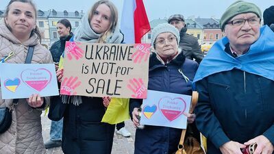 Polacy i Ukraińcy razem. Zamość w 3. rocznicę wybuchu wojny na Ukrainie