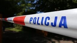 Mężczyzna wpadł do szamba. Strażacy wyciągnęli ciało 