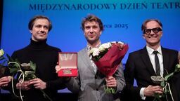 W roku 2025 nagrodzeni „Złotą Różą” zostali Patrycjusz Sokołowski i Bartosz Siwek, a „Złotą Maską” – Wojciech Rusin

 