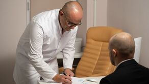 Psychiatra przyjmował łapówki. Usłyszał 370 zarzutów