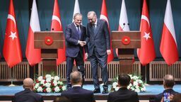 Ankara, 12 marca: premier Donald Tusk i prezydent Turcji, Recep Tayyip Erdogan