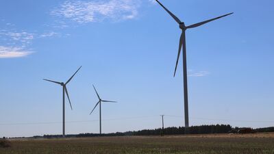 Farma wiatrowa "Lubartów" niedaleko Michowa i Abramowa  to największa elektrownia wiatrowa na Lubelszczyźnie. Czy podobna powstanie w Obszy? Chcą tego przedstawiciele firm, którzy szukają lokalizacji pod nowe wiatraki
