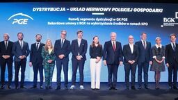 Uroczystość podpisania umowy w LCK 