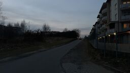 Ulica Jaspisowa po zmroku jest bardzo niebezpieczna