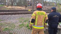 Tragedia na torach. Osobowy pociąg śmiertelnie potrącił kobietę