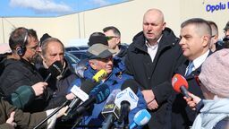 Paweł Maj przed opolskim więzieniem o "kompromitacji aparatu państwa" 