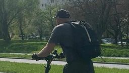 Sprawca wypadku poszukiwany przez policję. Zdjęcie pochodzi od świadków zdarzenia