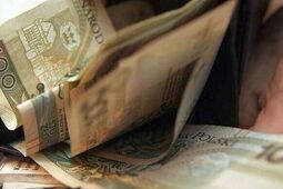 Emerytury 2025. Jaka waloryzacja i kiedy przelewy "trzynastek"