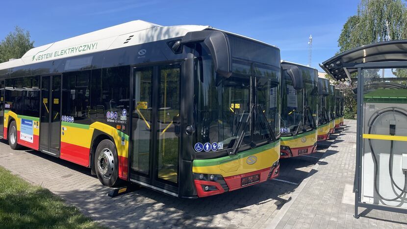 Nowe autobusy elektryczne będą wozić pasażerów w drugiej połowie maja