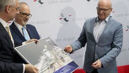 Umowa między Portem Lotniczym Lublin a firmą Welcome Airport Services została podpisana w poniedziałek, 14 kwietnia