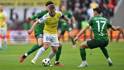 Bartosz Wolski we Wrocławiu rozpoczął mecz w roli kapitana