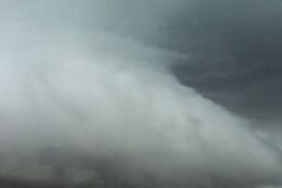 IMiGW wydaje ostrzeżenie: Burzowy piątek w Lubelskiem