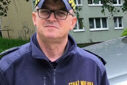 Czechów Południowy – parkowanie, wraki i pieski