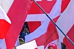 Nawrocki mobilizuje "obóz patriotyczny" w Białej Podlaskiej. Niespodziewany gość na scenie